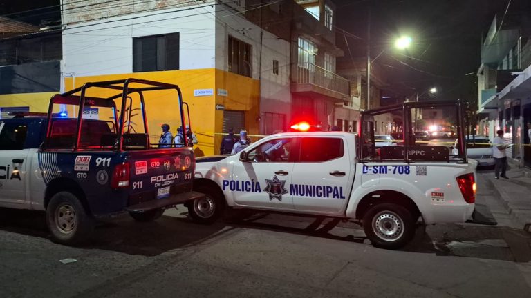Agreden a Balazos a Fontanero en la Colonia San Nicolás Agreden a Balazos a Fontanero en la Colonia San Nicolás