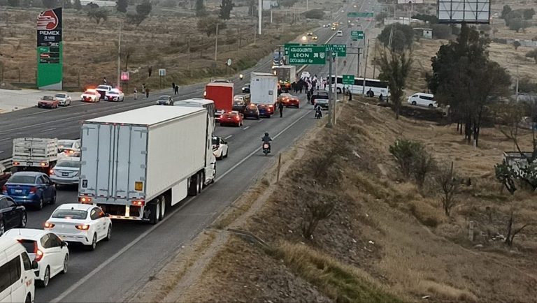 Advierten afectaciones por bloqueos en las carreteras