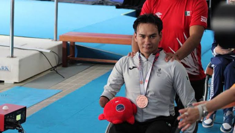 Se buscan premiados