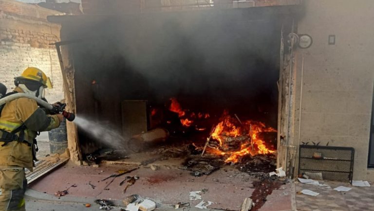 Explosión por acumulación de gas deja un hombre con quemaduras