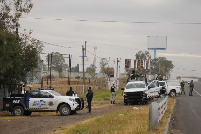 Hallan cuerpo de mujer con huellas de violencia
