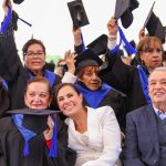 ADULTOS GRADUADOS (7)