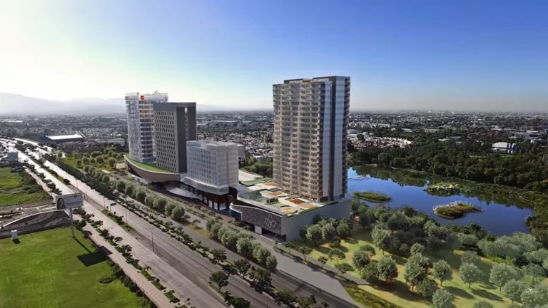 Amparos frenan el crecimiento del City Center en León: Canaco