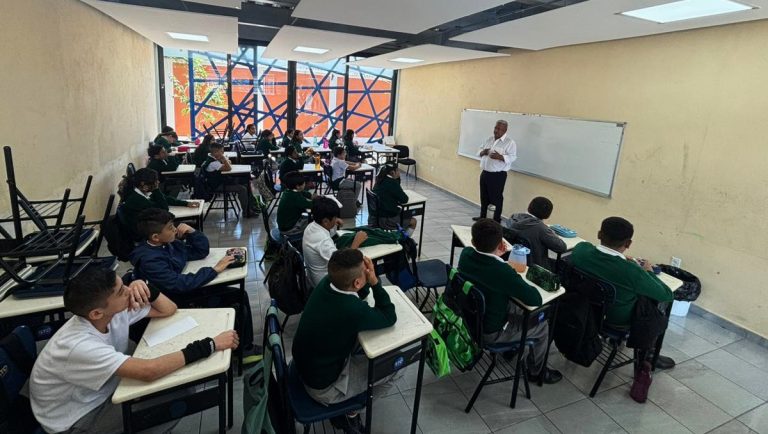 Avanzan en reintegración educativa