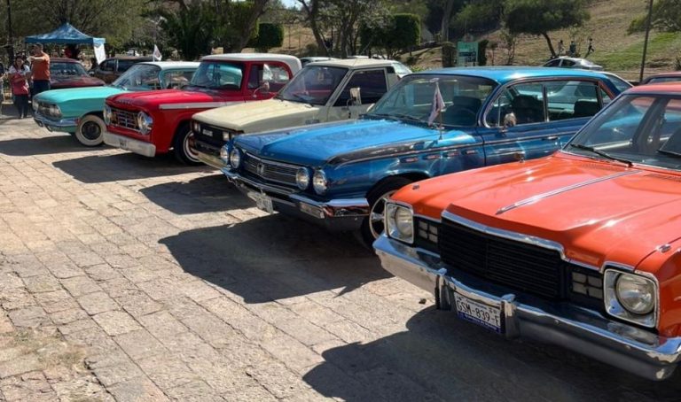 Todo listo para expo de autos a escala