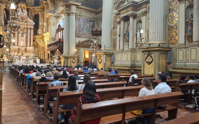 Catedral acoge misa por Mateo Catedral acoge misa por Mateo