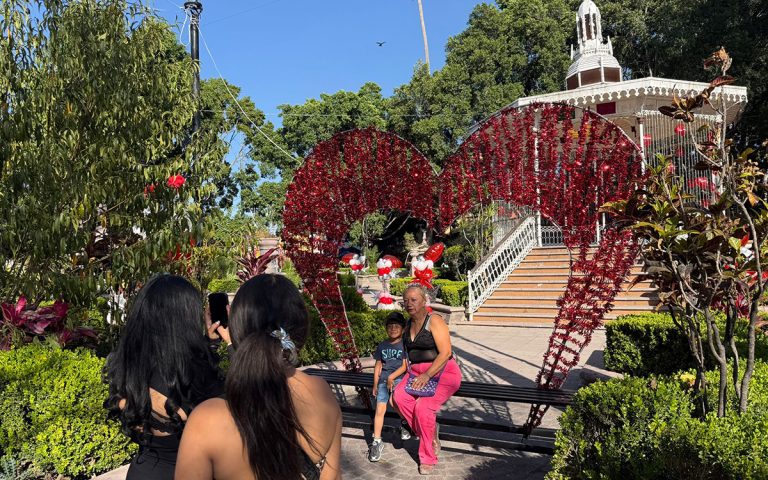 Emprendedores celebran el amor con buenas ventas