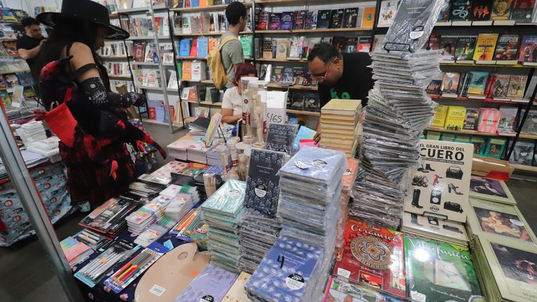 Suspenso y terror encabezan la próxima Feria del Libro