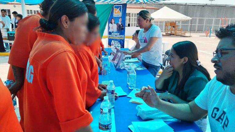 Buscan bachillerato y universidad en penales