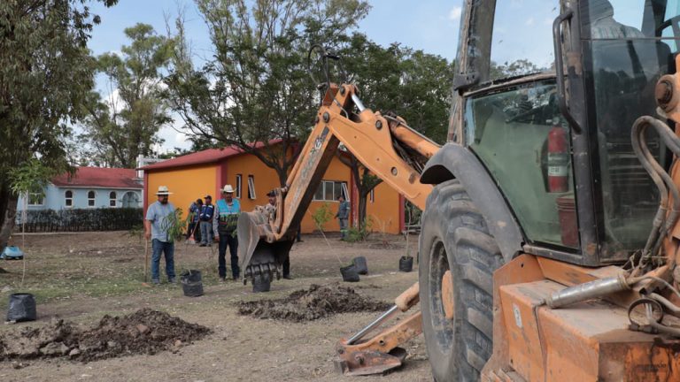 Impulsan mejoras y actividades en Silao