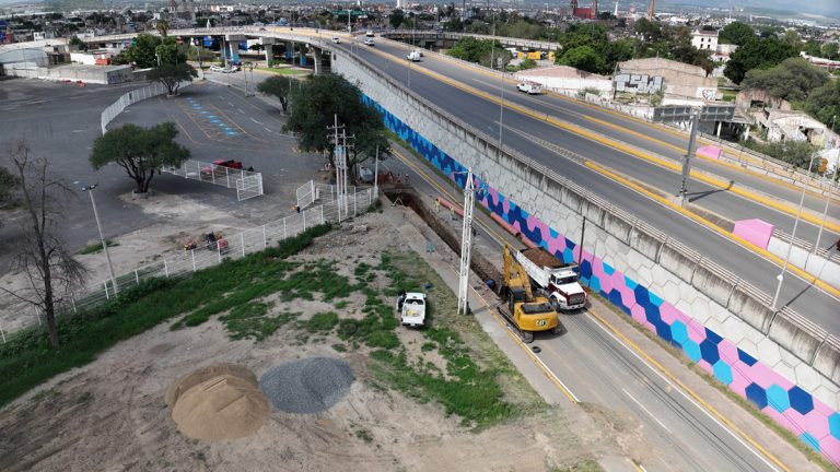 Instala SAPAS nuevo colector sanitario