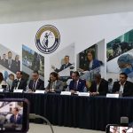 REUNION PERIODISTAS FISCAL (3)