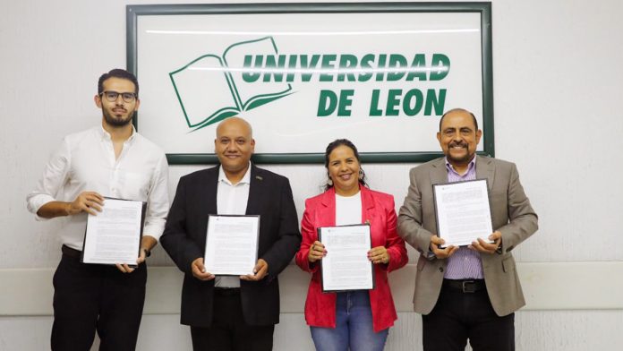 JUVENTUDES UNIVERSITARIAS (4)