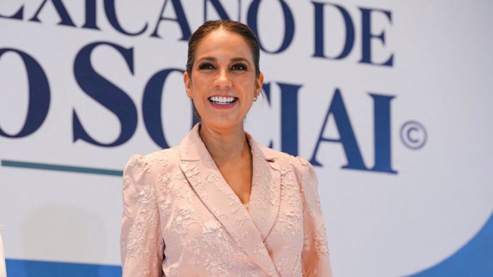 LIBIA MUJERES (1)