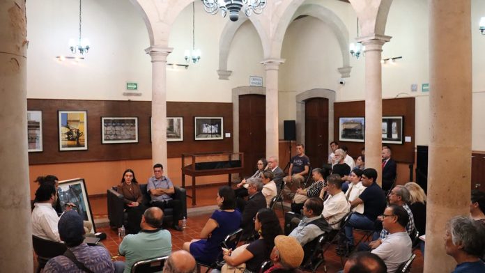 PREPARAN CONFERENCIA AHML